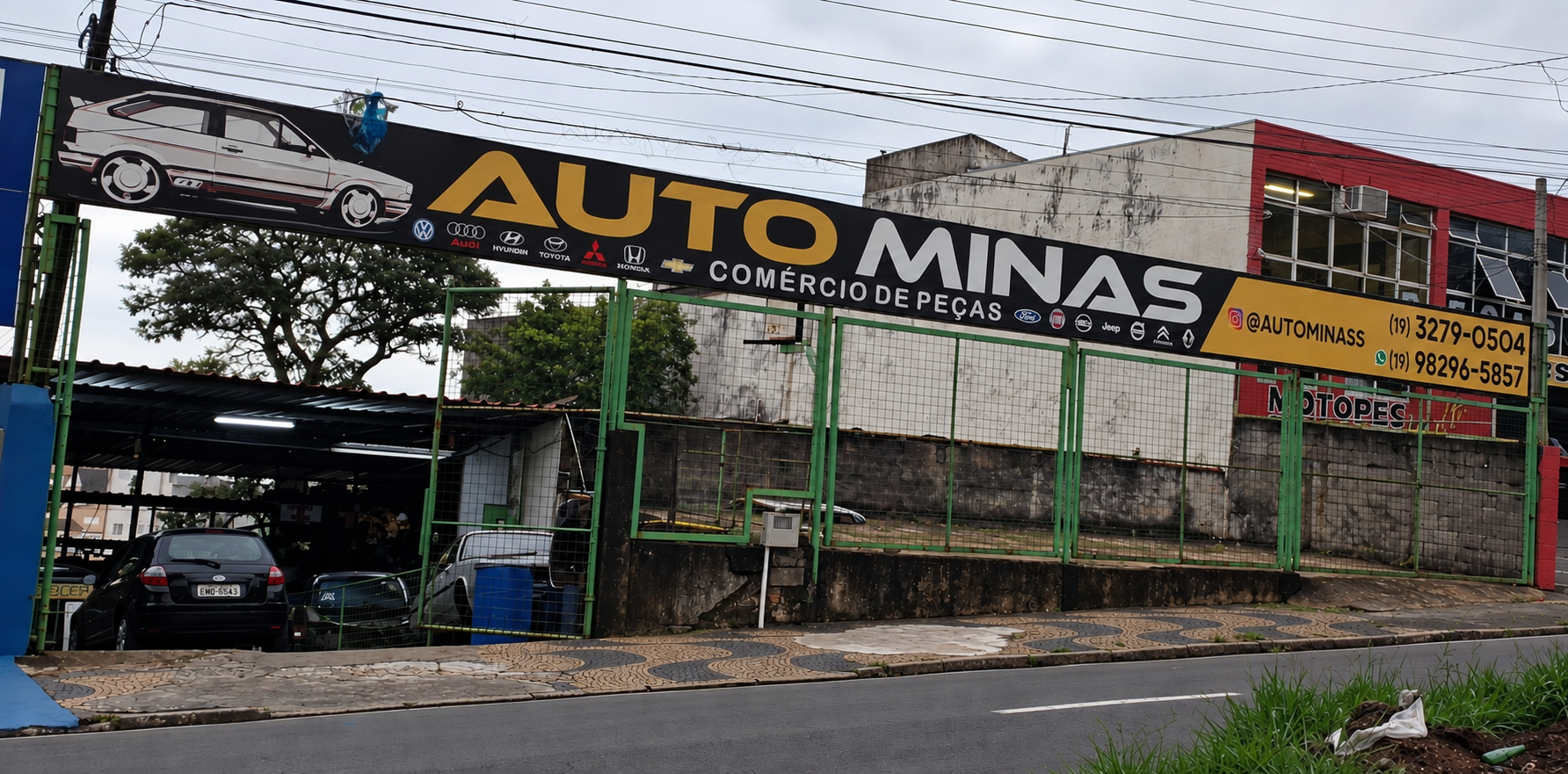 Fachada da Auto Minas Comércio de Peças